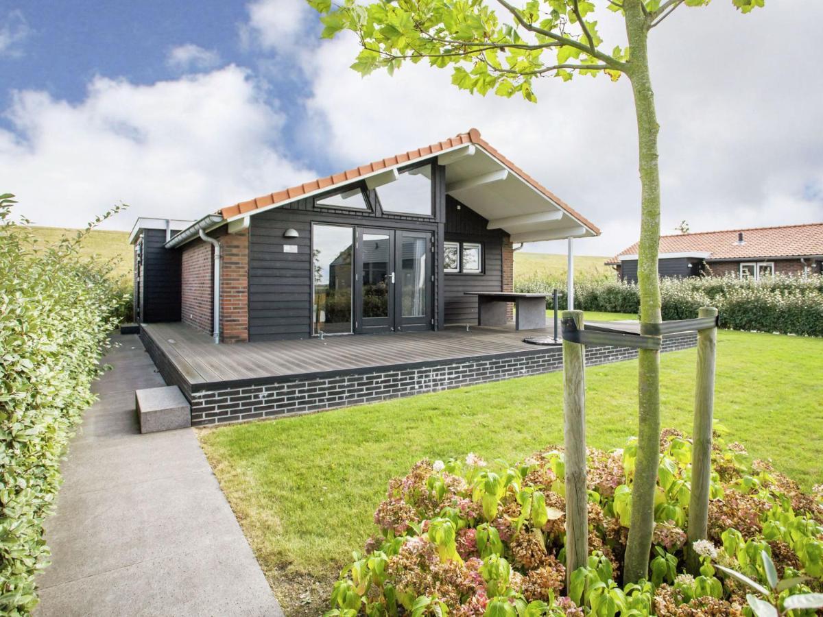 Holiday Home In Kattendijke With Terrace Exterior foto
